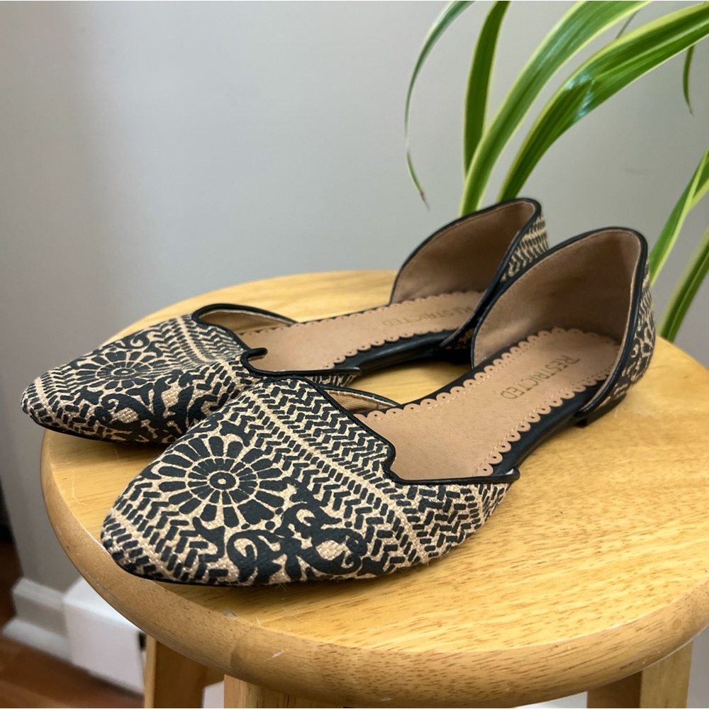 Cute ballet flats - Medallion Pattern - Size 9